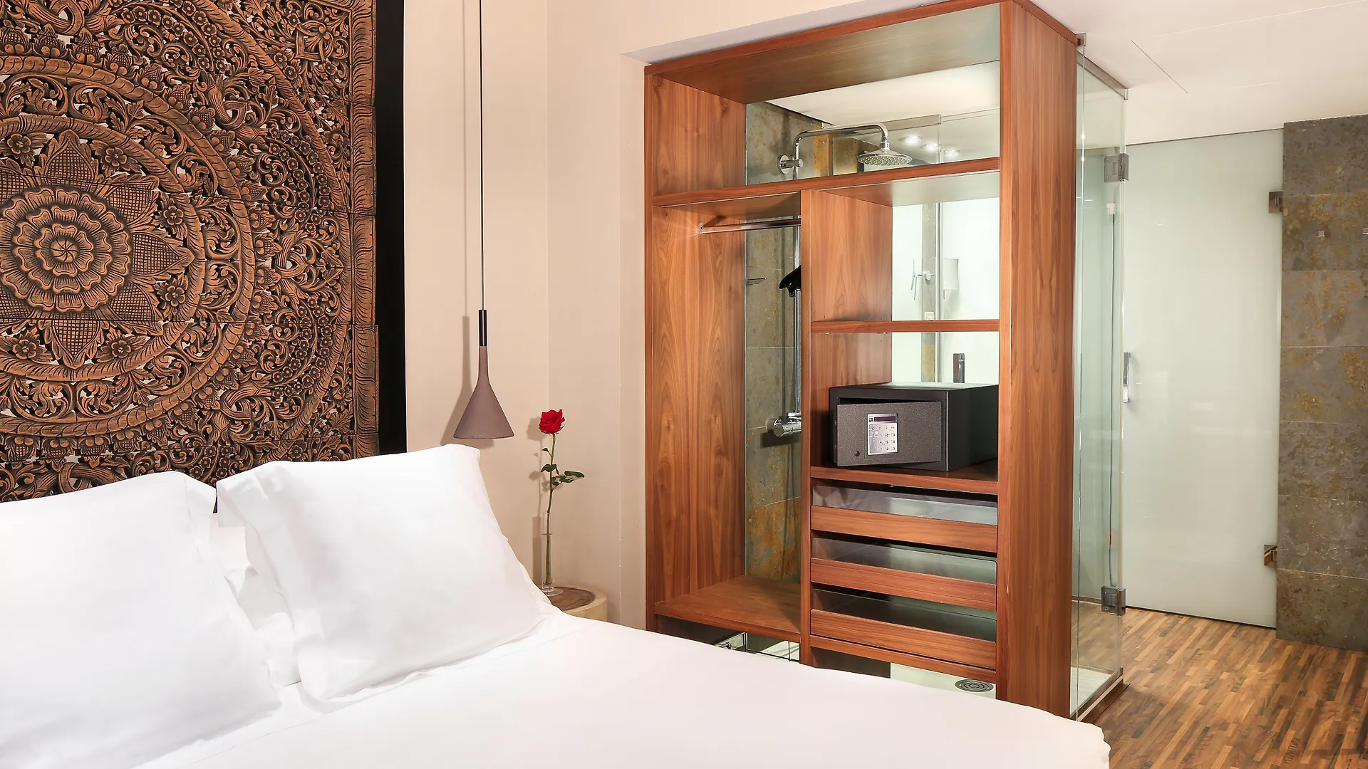 ברצלונה Hotel Gran Derby Suites, A Small Luxury Hotel Of The World