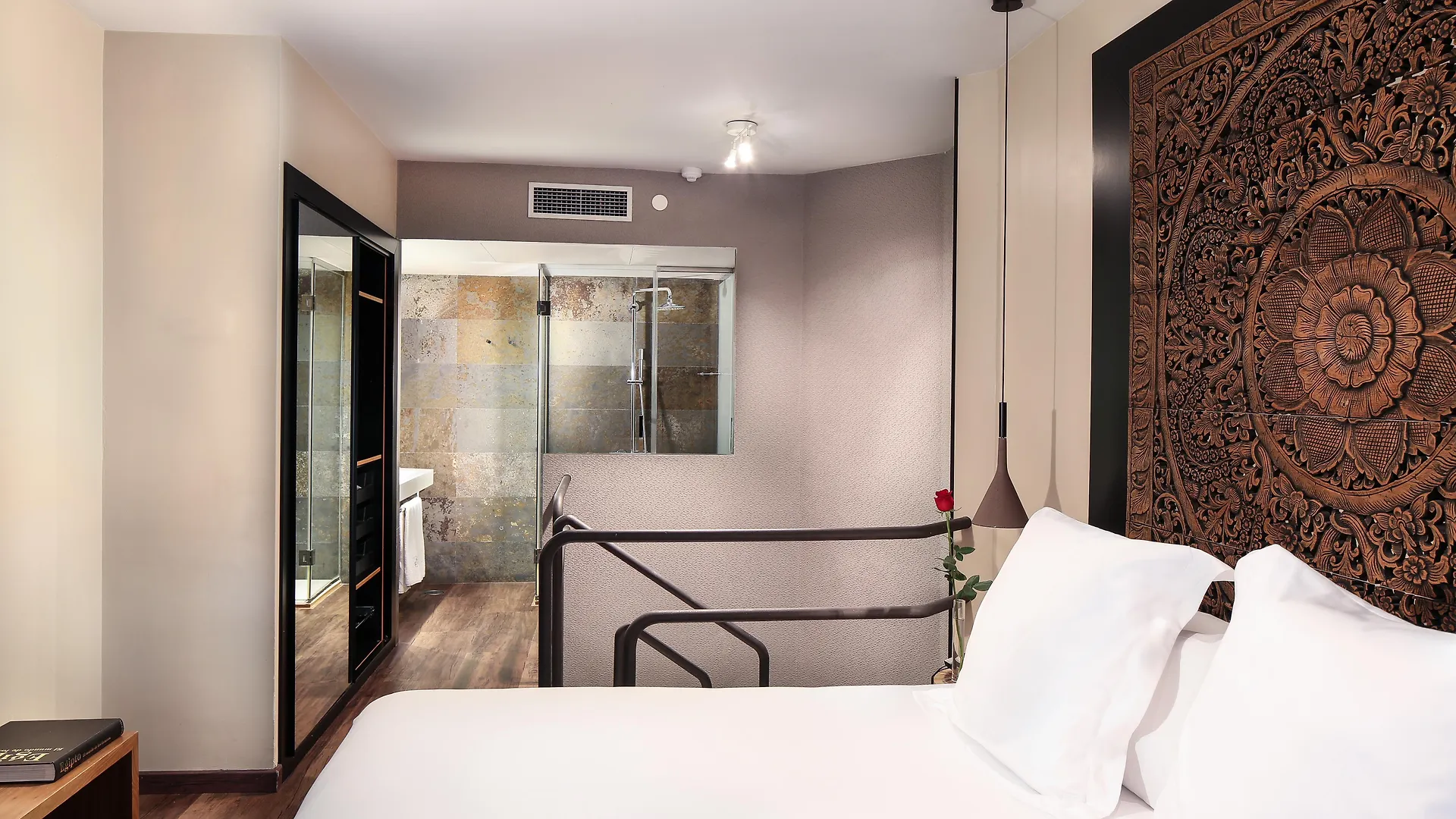 ברצלונה Hotel Gran Derby Suites, A Small Luxury Hotel Of The World