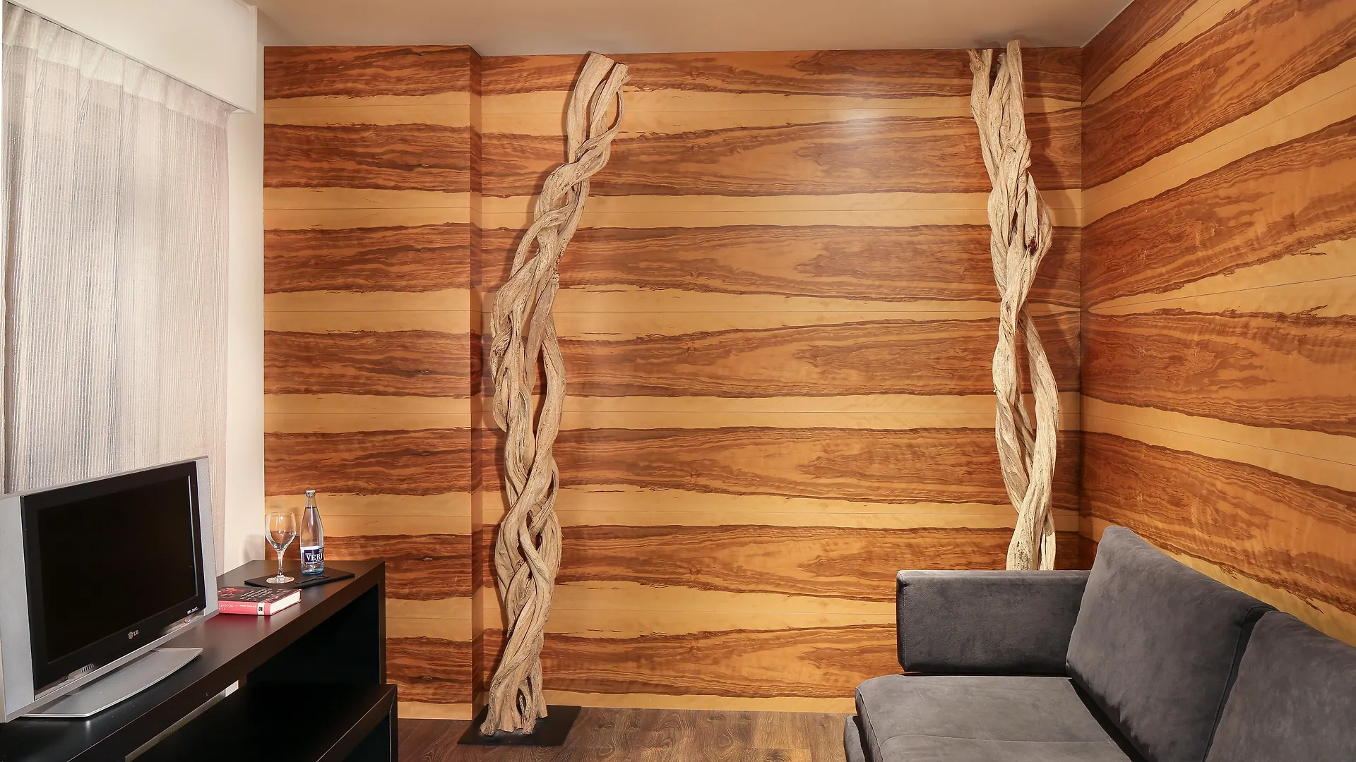 ברצלונה Hotel Gran Derby Suites, A Small Luxury Hotel Of The World