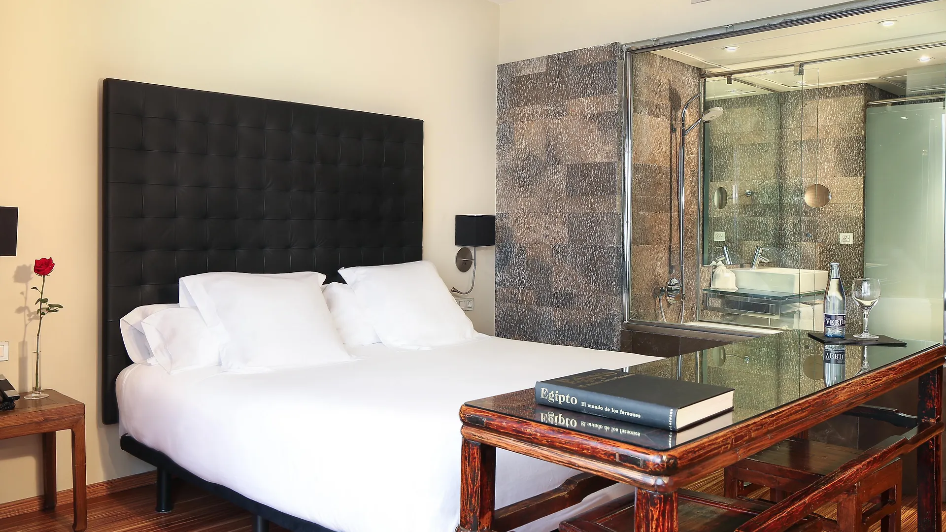 ****  ברצלונה Hotel Gran Derby Suites, A Small Luxury Hotel Of The World ספרד