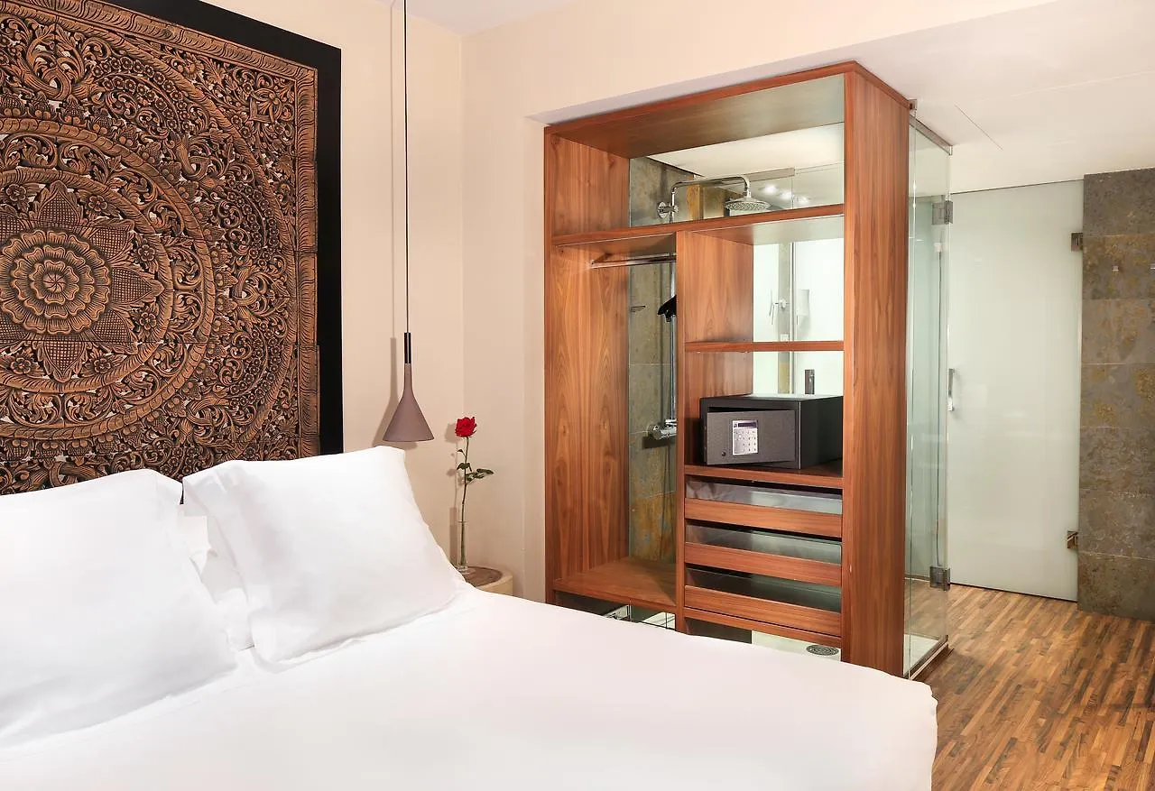 ברצלונה Hotel Gran Derby Suites, A Small Luxury Hotel Of The World