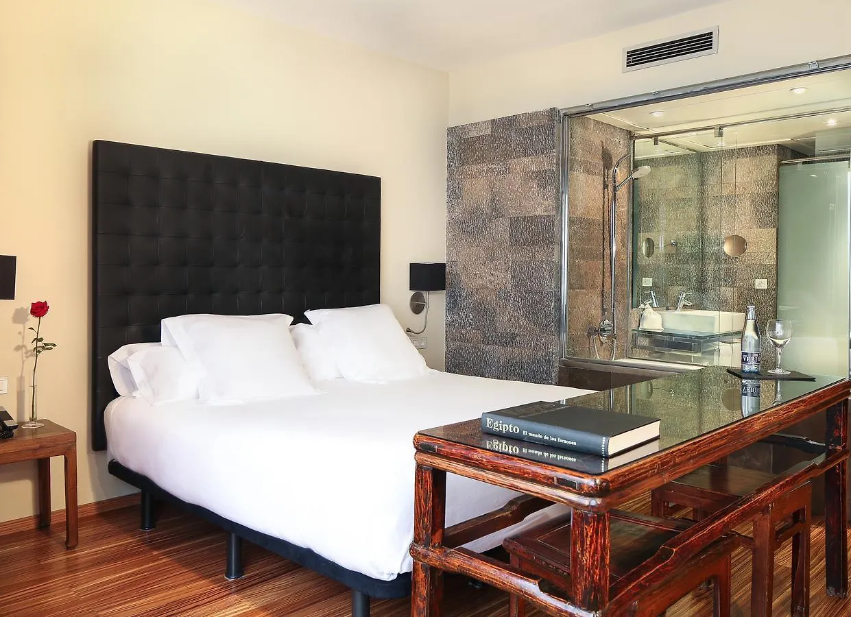 ברצלונה Hotel Gran Derby Suites, A Small Luxury Hotel Of The World