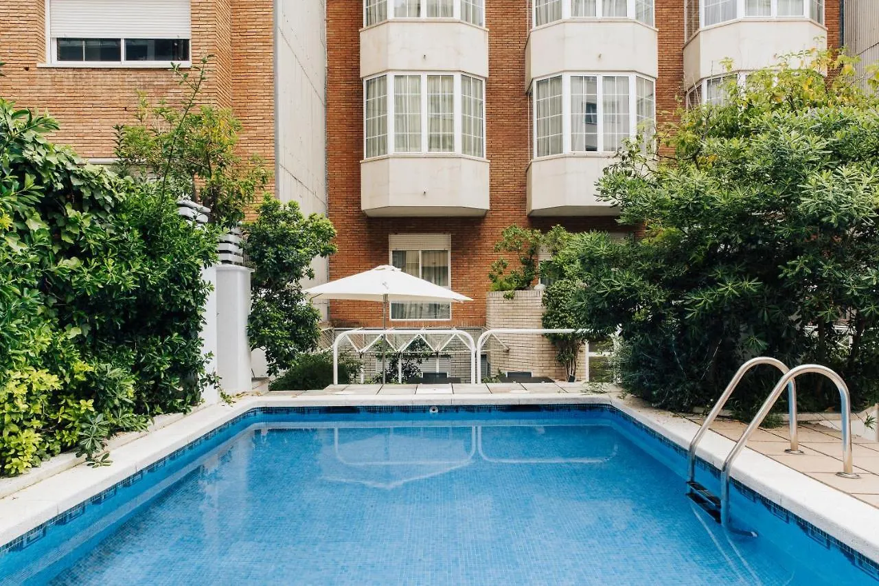 Hotel Gran Derby Suites, A Small Luxury Hotel Of The World Barcelona